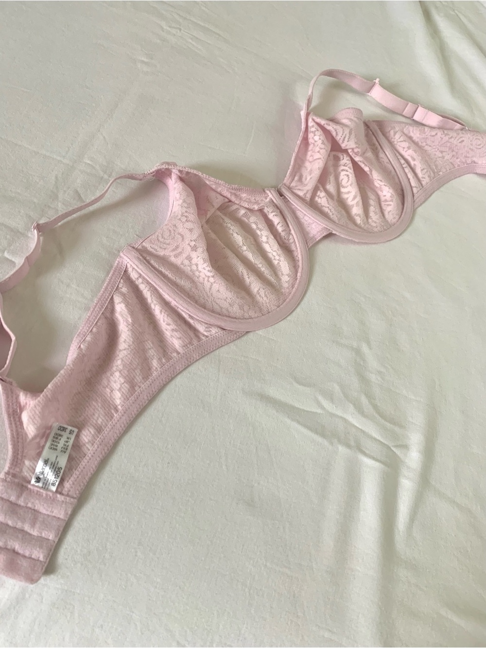 Wacoal Halo Lace Unlined Convertible Bra - Light Pink. 38DD - Picture 5 of 5